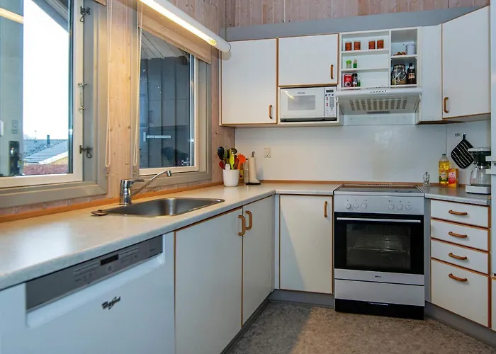 Four-Bedroom Holiday Home In Sydals 4 Viboge photo