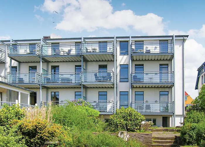 1 Bedroom Stunning Apartment In Tranekaer Lohals photo
