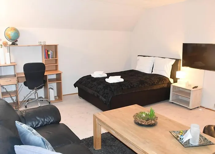 Lovely 2-Bed Apartment In Townhouse In Gram photo