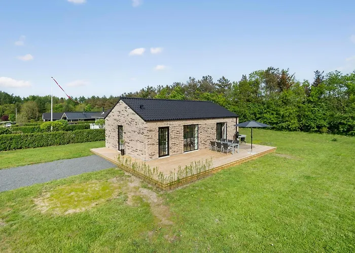 Awesome Home In Hovborg With Kitchen photo