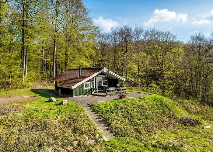 Lovely Home In Vejle Ost With Kitchen Bredal photo