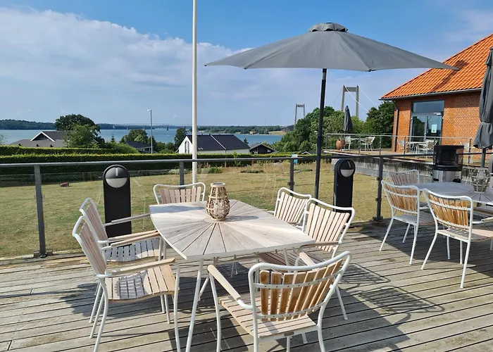 Severin Kursuscenter Og Konferencehotel Middelfart photo