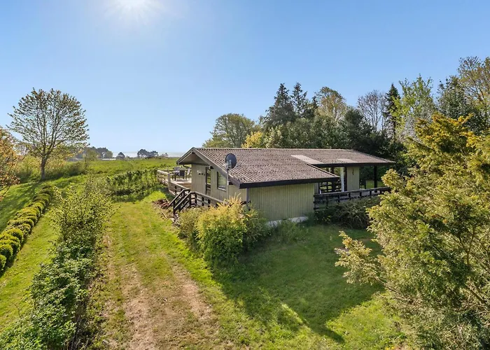 Three-Bedroom Holiday Home In Tranekar Tranekaer photo