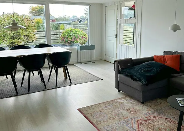 fotos do Family-Friendly Holiday Home Near Hasmark Beach Kristiansminde