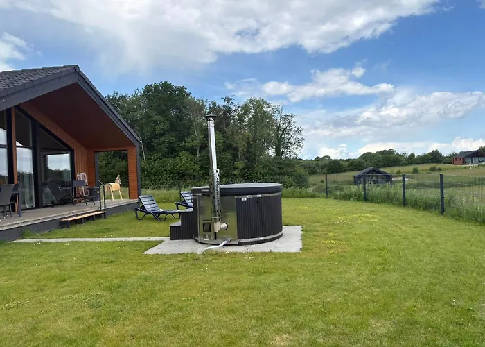 Фото Sea View House With Sauna & Hot Tub For 8 Augustenborg